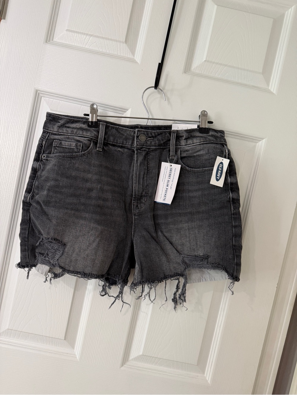 Black Denim Cutoff Jeans - Old Navy